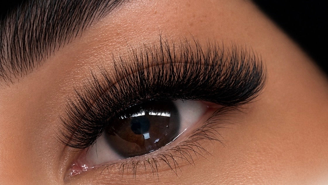 MCelina Luxe Lashes Wispy Promades  4D 0.07 Mix 7-13 C,CC,LC,LU,J curl